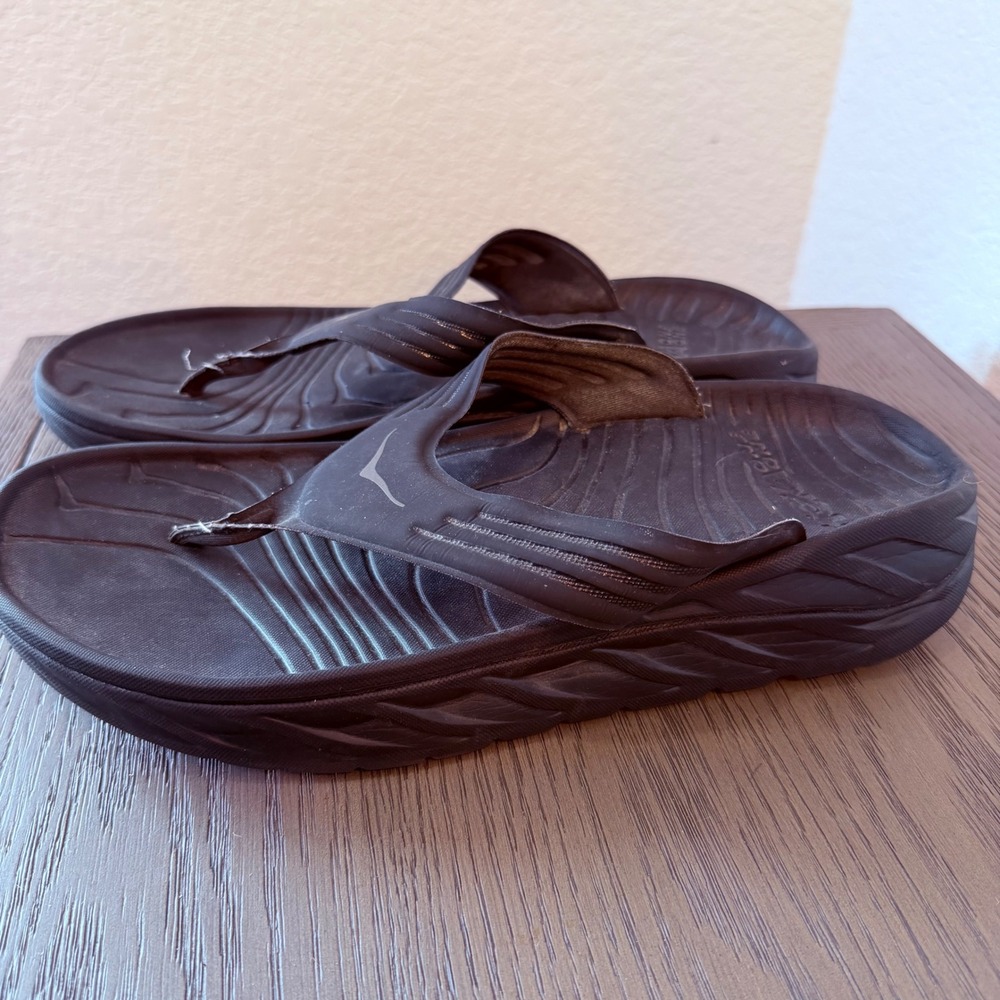 Hoka One One Ora Recovery Flip Mens Black Sandals Thong Slides Size 11